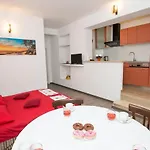 In With Terrace, Air Conditioning, Wifi, Dishwasher 5146-8 *