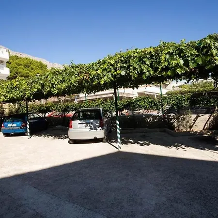 In With Terrace, Air Conditioning, Wifi, Dishwasher 5146-8 * Duće