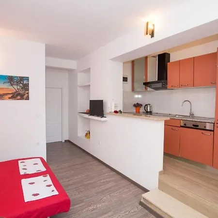 In With Terrace, Air Conditioning, Wifi, Dishwasher 5146-8 *
